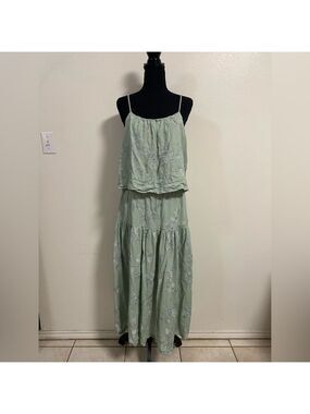 Cris Barros Skirt Set Women Size 10/44 Sage Green Embroidered Skirt & Top 2pc